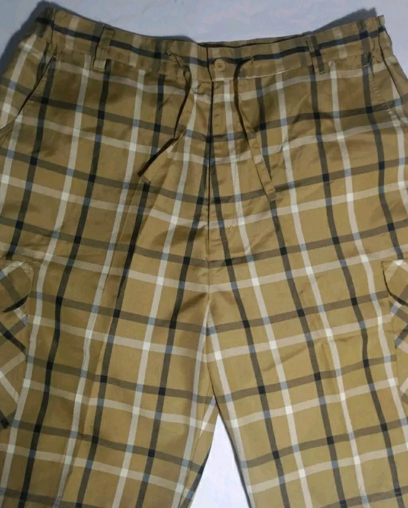 Regal Wear mens XL tan plaid shorts w38